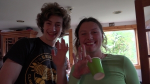 Edie and Sylvan waving hi at Student party 2022