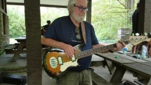 Bob playing at Student Party 2021