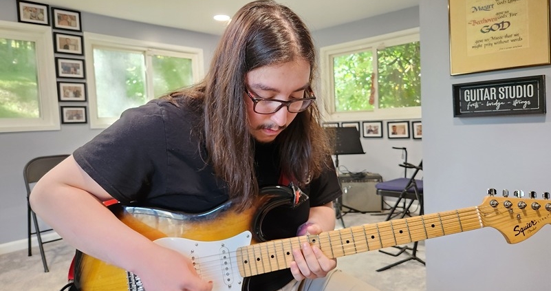 Eddie Navarro recording for Guitar Lesson Myrtle Beach Student Album Volume 8